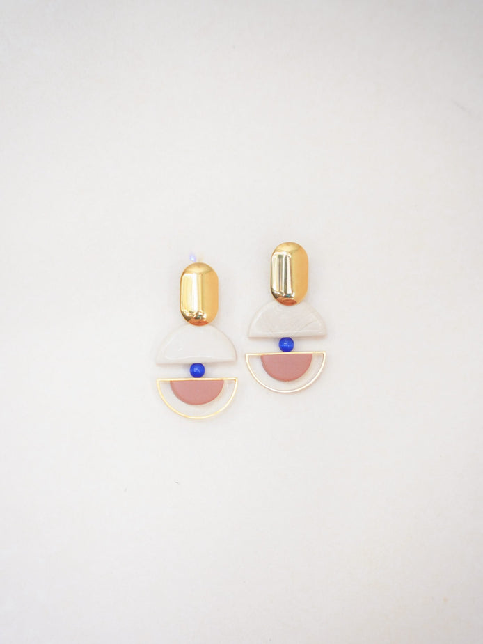 Kontrast in Rosa und Blau