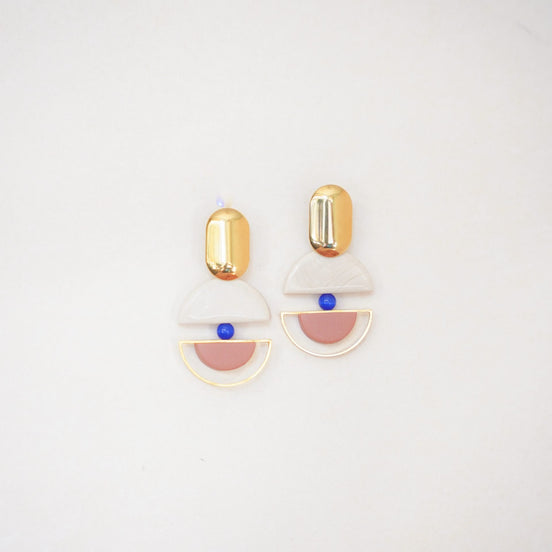 Kontrast in Rosa und Blau