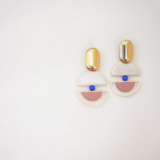 Kontrast in Rosa und Blau