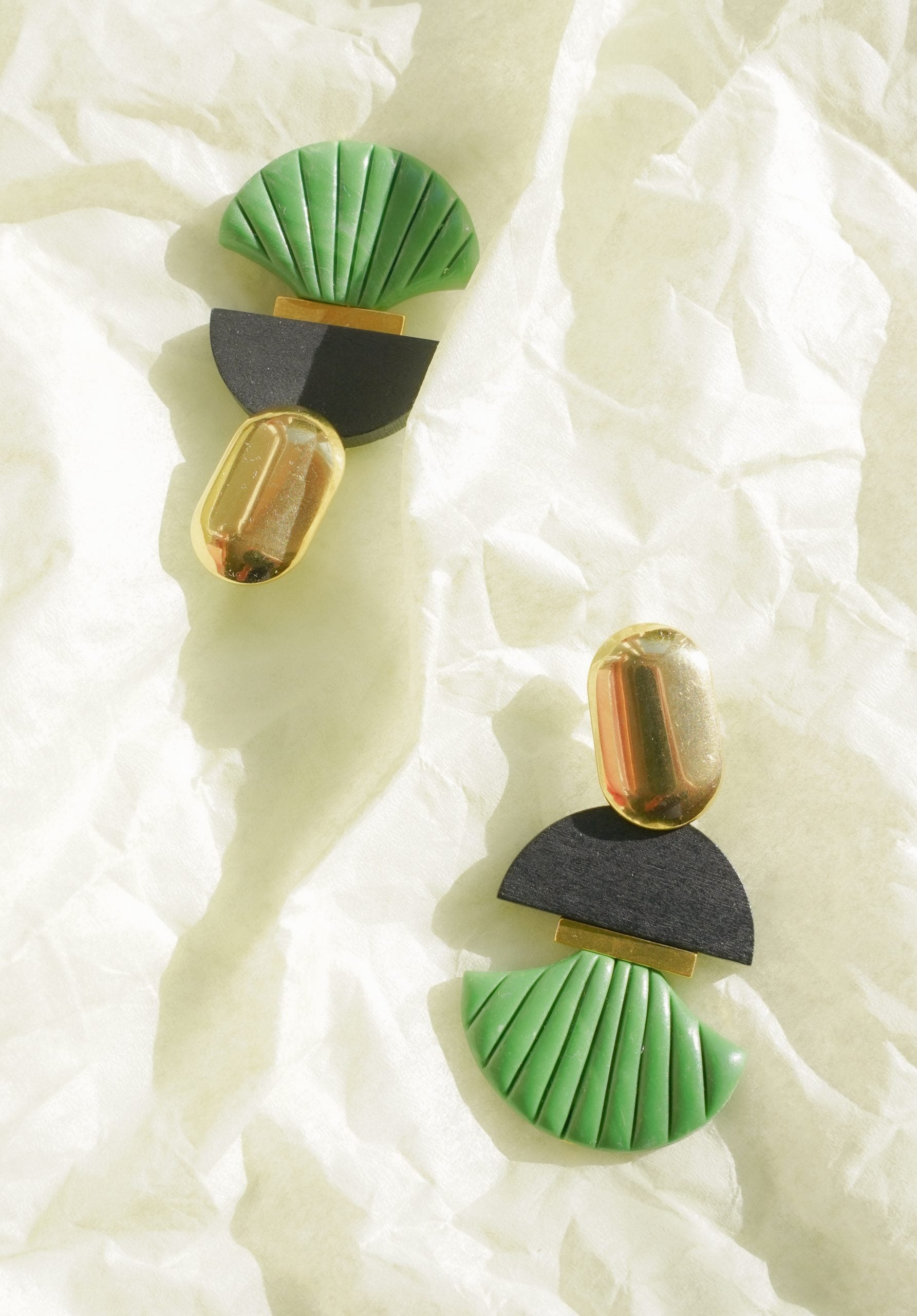 Contrast in Scallop and Black