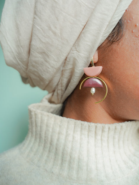 contrast in Burgundy and Pink