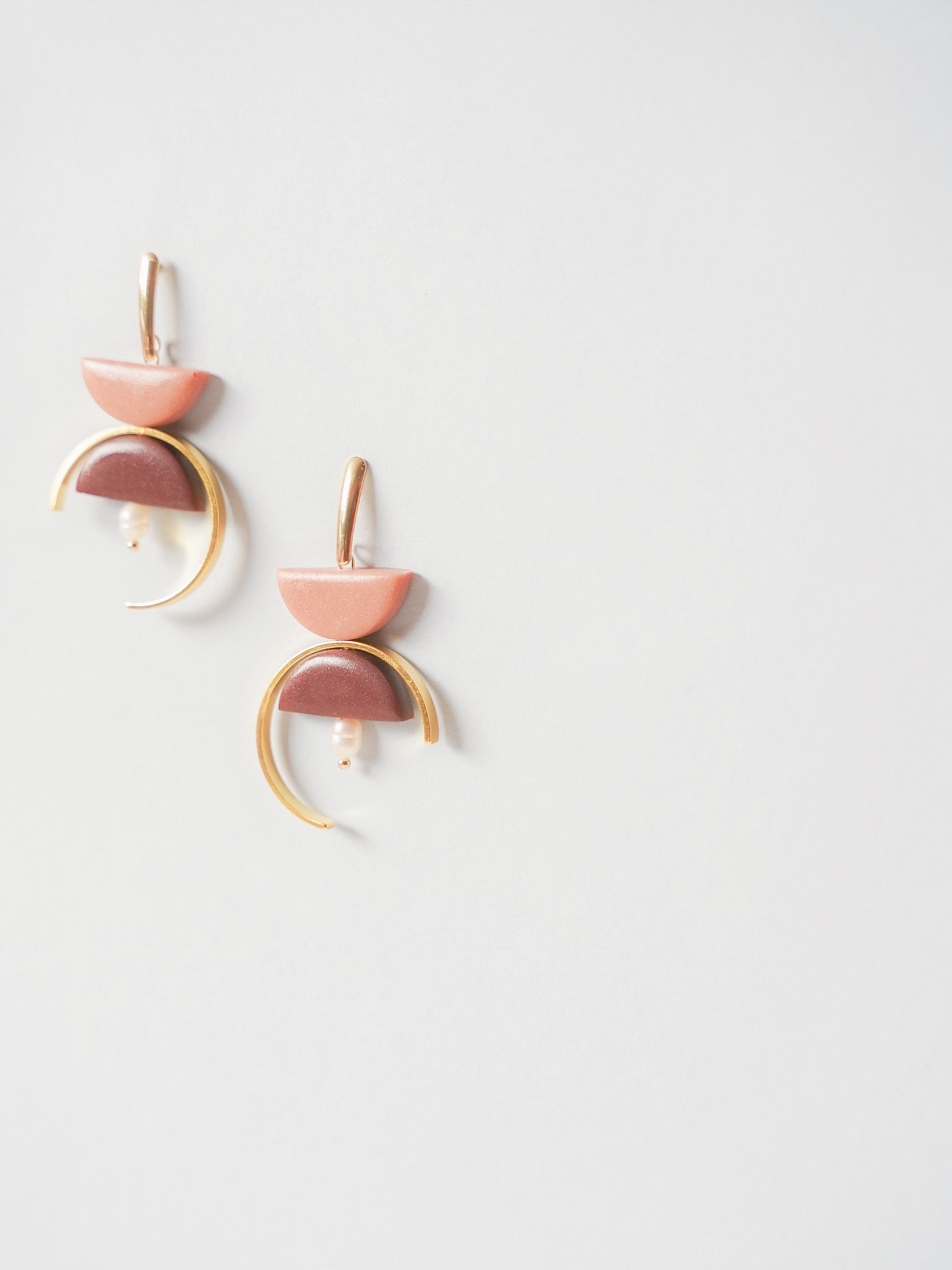 contrast in Burgundy and Pink