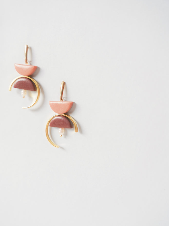 contrast in Burgundy and Pink