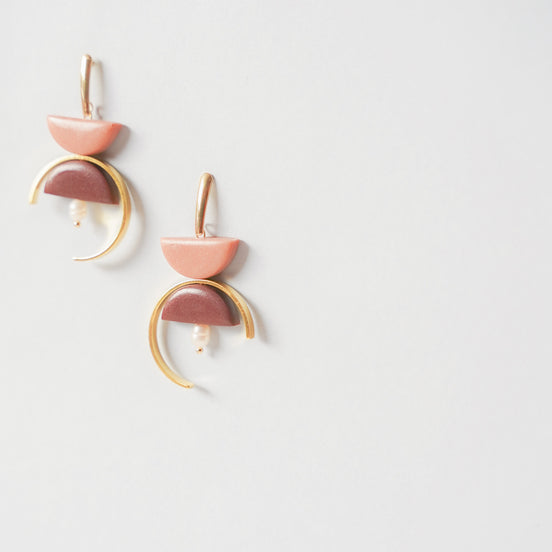 contrast in Burgundy and Pink