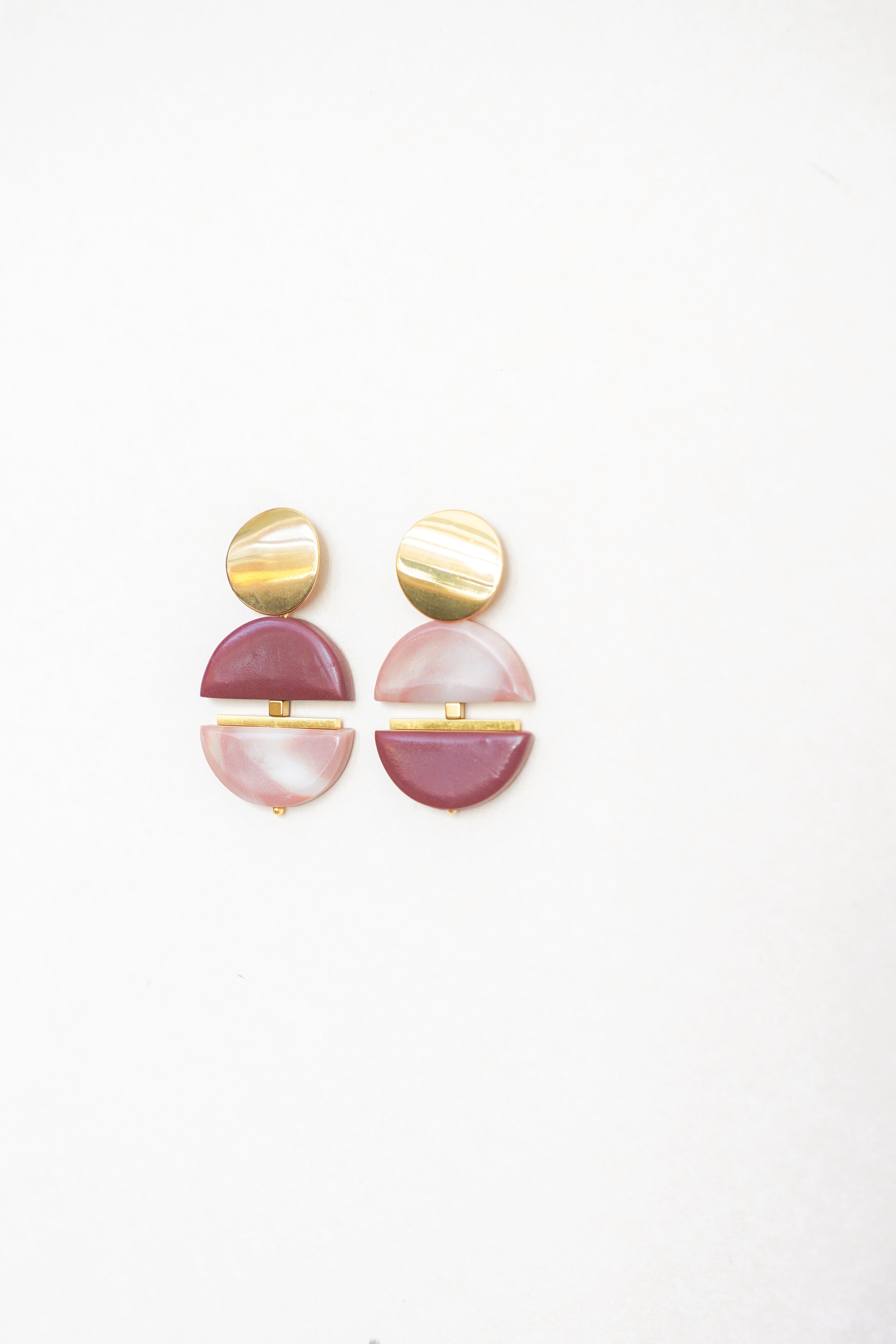 Contrast Drops in Burgundy and Pink