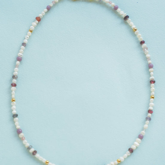 Perlenkette „Hauch von Flieder“