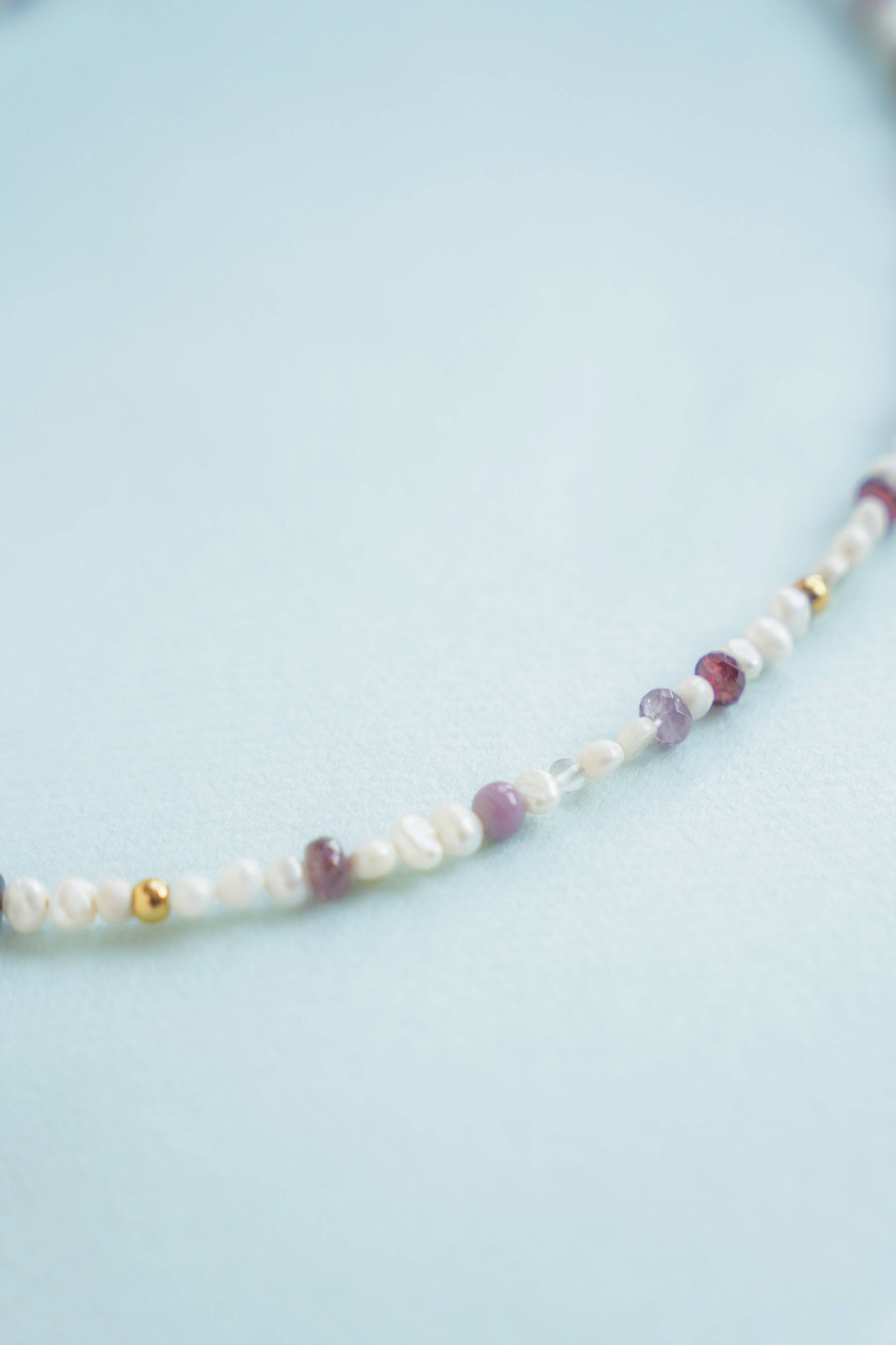 Perlenkette „Hauch von Flieder“