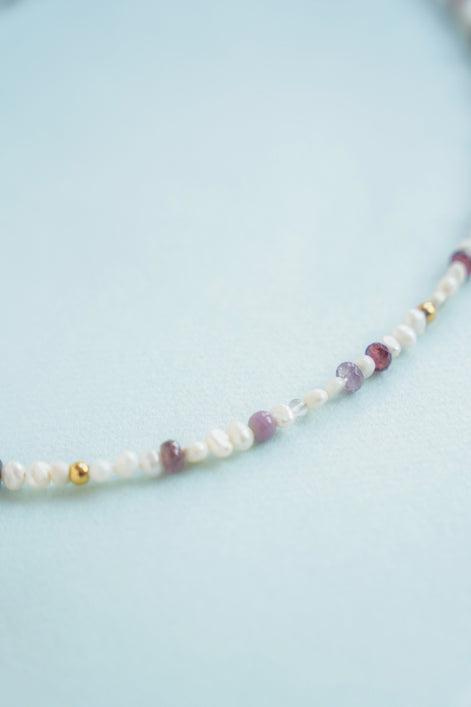 Perlenkette „Hauch von Flieder“