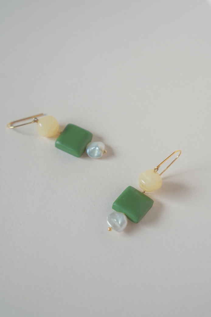 Sterling Silver Leaf Green Pearl Dangles