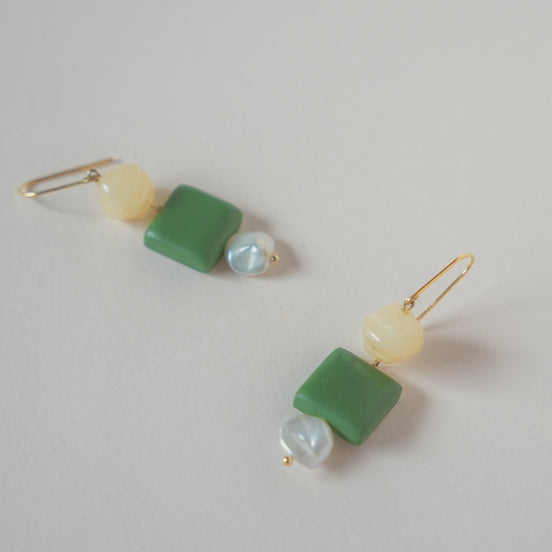 Sterling Silver Leaf Green Pearl Dangles