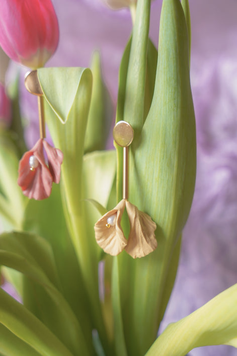 Dangling Flower Earrings