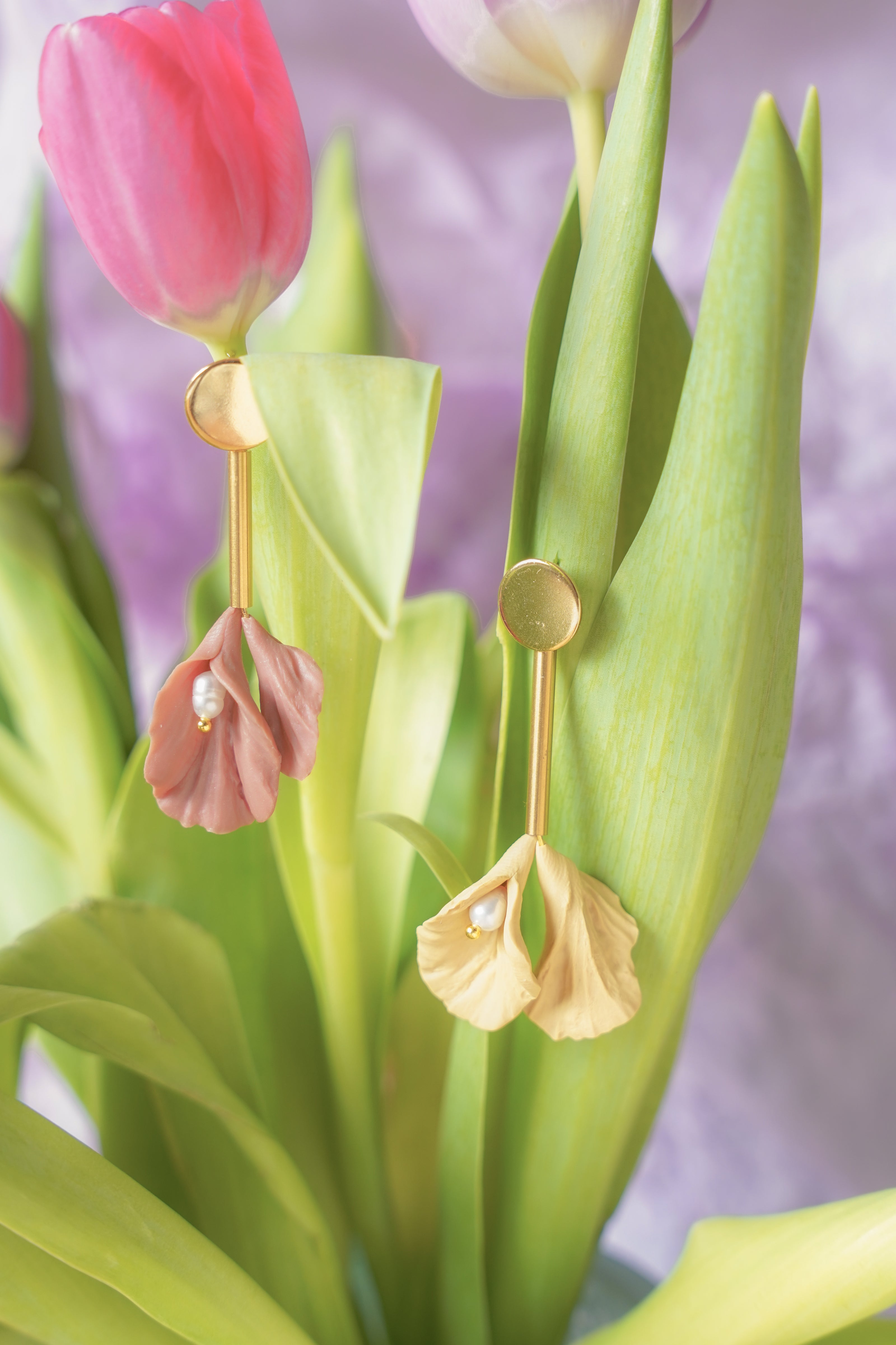 Dangling Flower Earrings