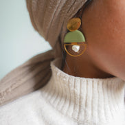 The Contrast Olive Drop
