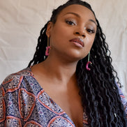 Baumelnde gedrehte Ohrringe