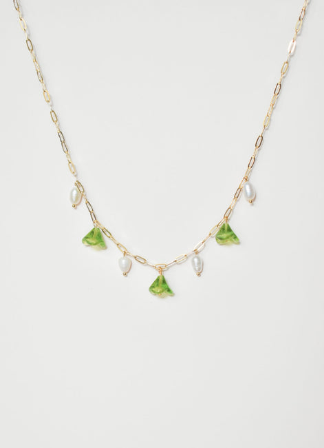 Green Flower Pearl Necklace