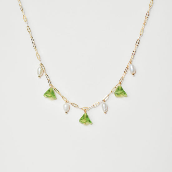 Green Flower Pearl Necklace