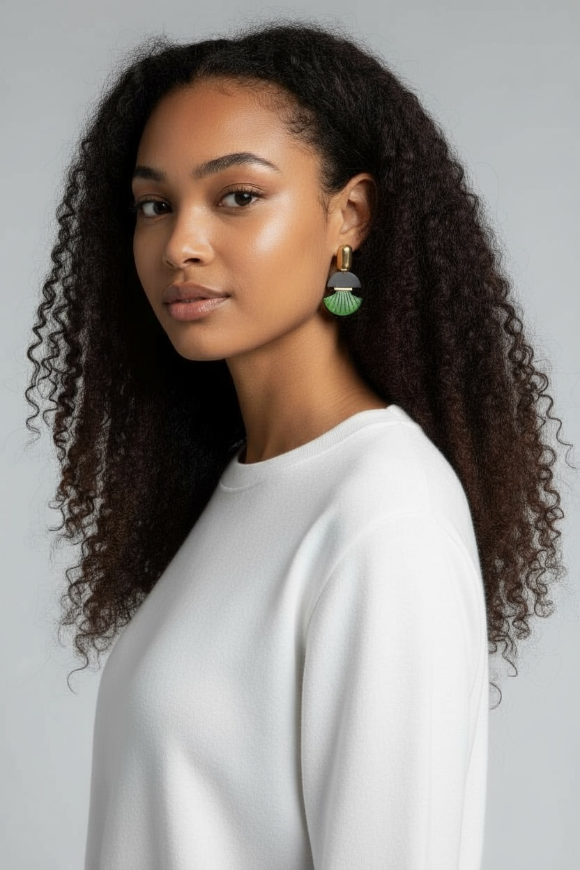 Contrast in Scallop and Black